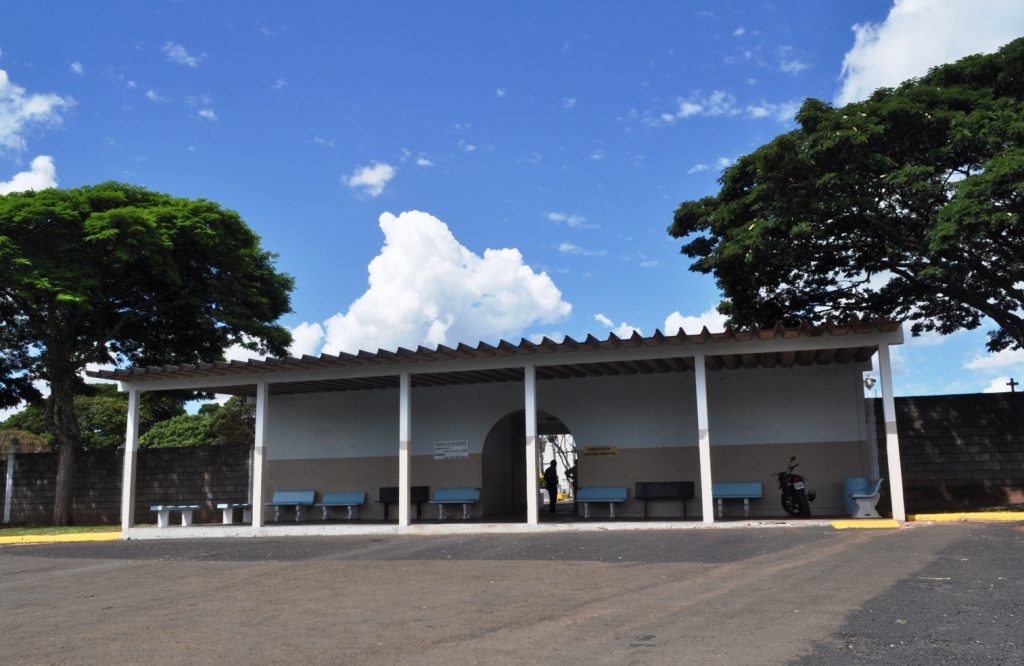 Cemitério Municipal não abrirá para visitas no Dia das Mães