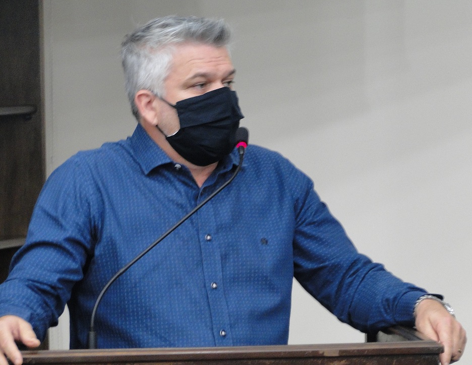 Pastor Adilson pede para converter dinheiro da “Festa de Setembro” para a saúde