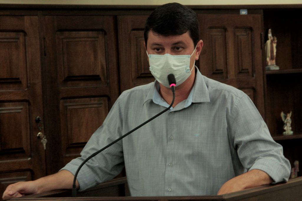 Diego da Global cobra distribuição imediata de mais kits de alimentação para alunos da rede municipal de ensino