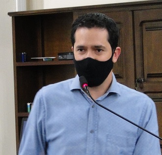 Luisinho pede redução de taxa aos agricultores da “Feira Legal”
