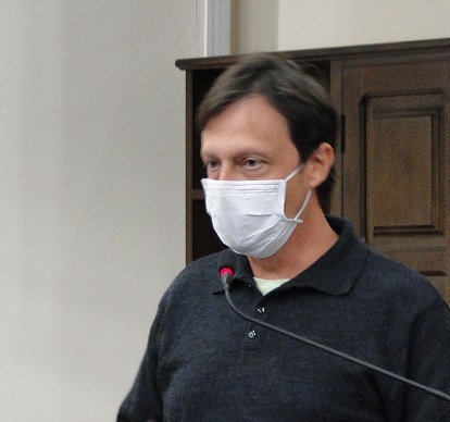 Paulinho requer criação de cooperativa de reciclagem
