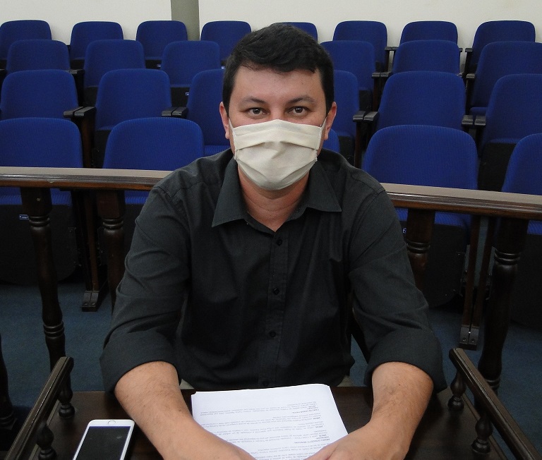 Diego da Global requer desinfecção de órgãos públicos para o combate à COVID-19