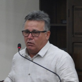 Carlinhos Turmeiro pede a revitalização da “Praça do Lago”