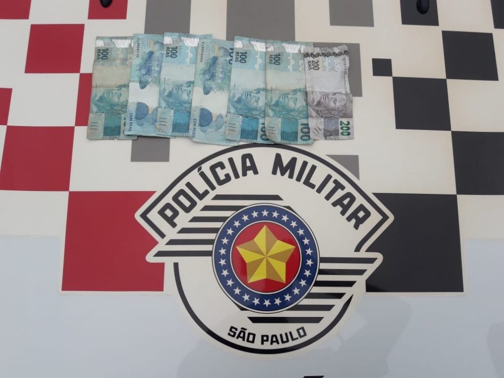 POLICIAIS MILITARES DE DESCALVADO PRENDEM MULHERES QUE ROUBARAM IDOSO