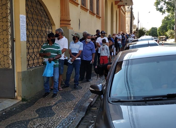 Descalvado está entre as dez cidades que mais vacinaram por percentual de distribuição