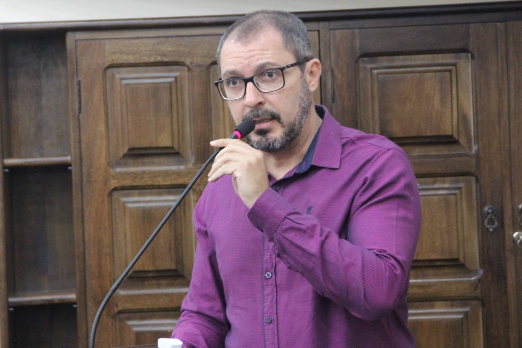 Figueiredo alerta para perigo de descarga elétrica no Parque Morada do Sol