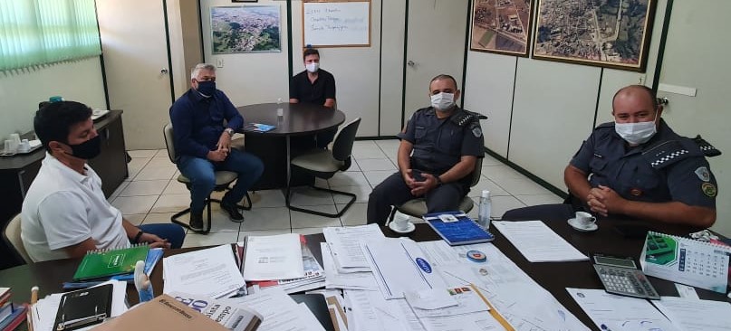 Prefeito recebe Comandante da 3ª Cia da PM e o novo Tenente de Descalvado