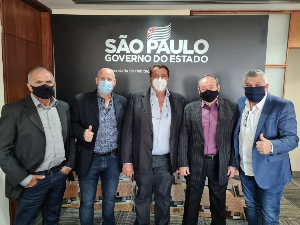 RECURSOS PARA DESCALVADO: Prefeito, Vice e Vereadores estão em São Paulo buscando recursos para nossa cidade