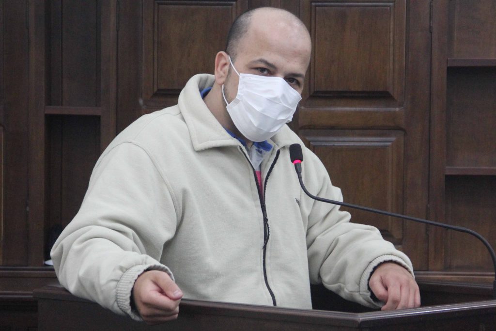 Daniel sugere concurso para contratação de fiscal de posturas