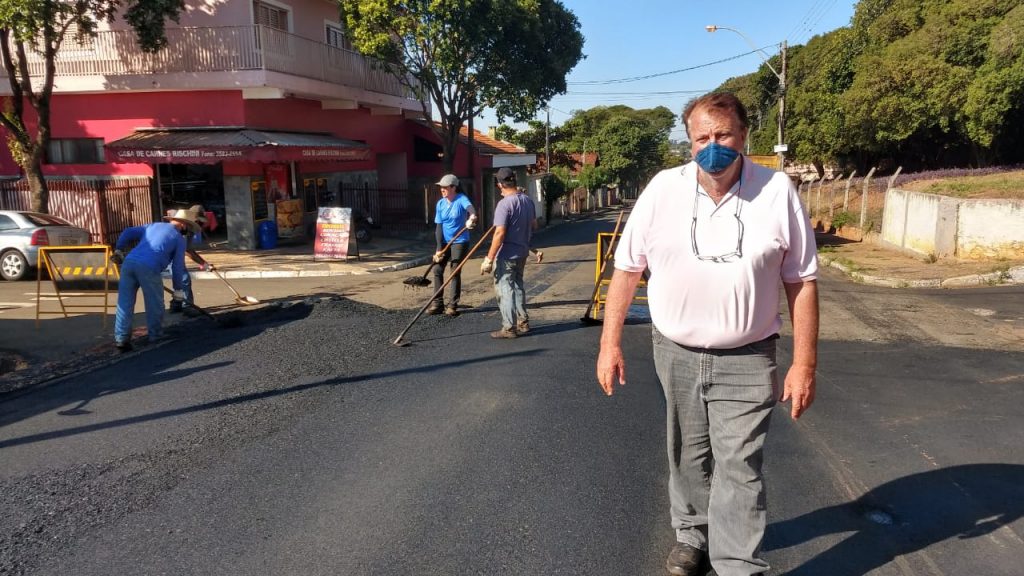 PROGRAMA ASFALTO NOVO: Novos trechos de ruas são recuperados pelo maior programa de recuperação de ruas e avenidas já implantado na cidade