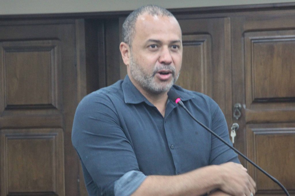 Vaguinho defende ‘punição’ a quem recusar vacina