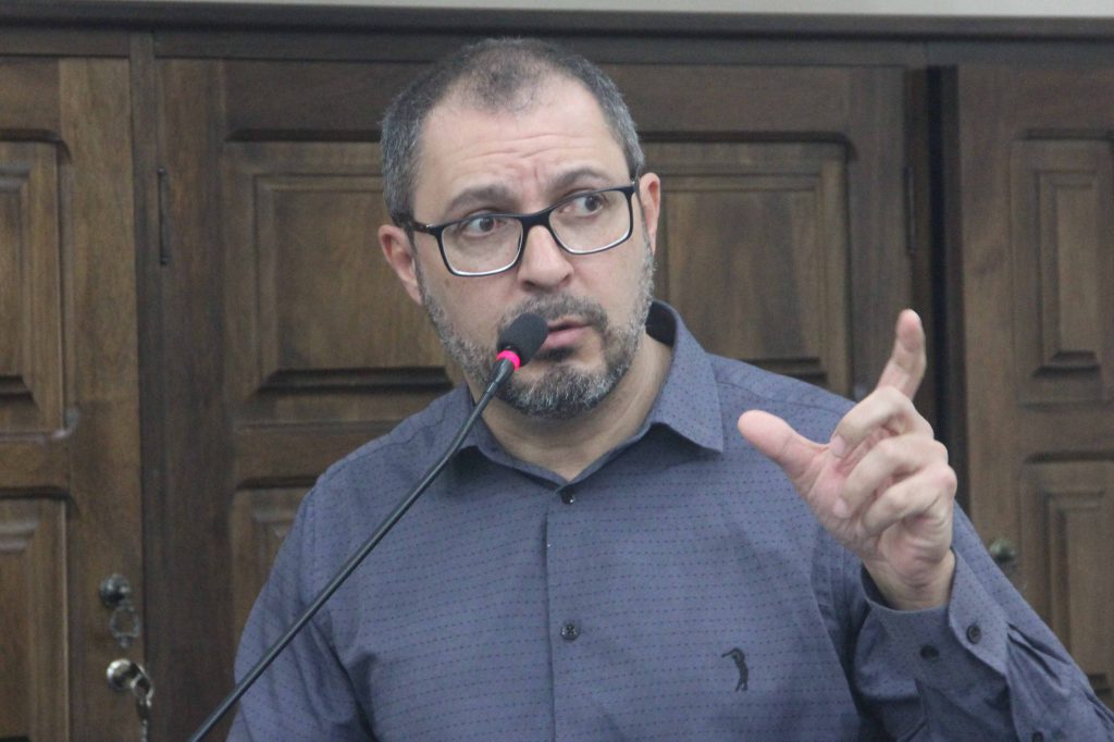 Figueiredo defende distribuição de carrinhos para coletores de recicláveis