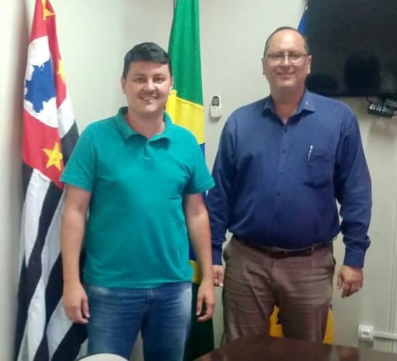 Parceria entre Prefeitura e CPFL garante a doação de 4 mil lâmpadas para famílias descalvadenses