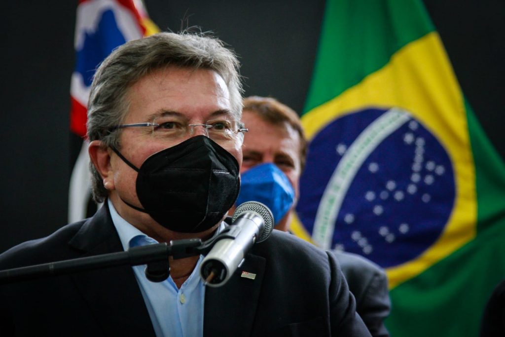 Na Câmara, governador anuncia recursos e obras para Descalvado