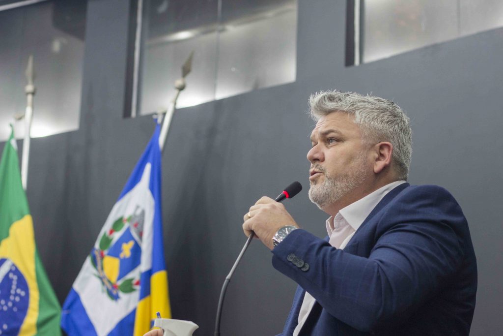 Pastor Adilson consegue R$1 milhão para Descalvado
