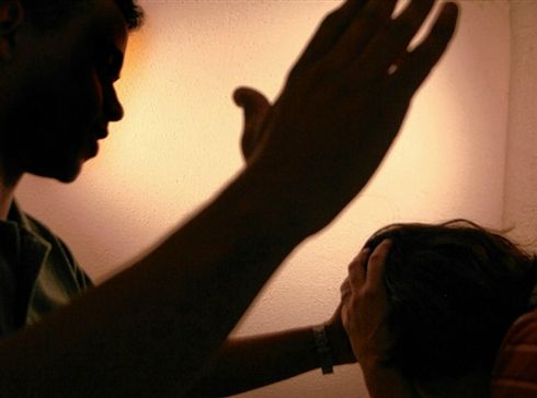 Região: Homem é preso após agredir com socos a esposa em Araraquara