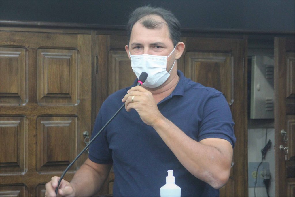Vereador Jacaúna pede sinalização adequada na região central da cidade