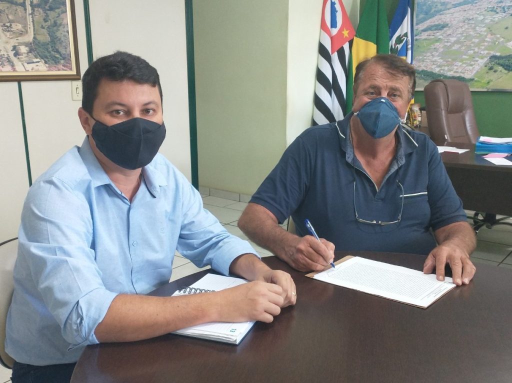 Becão e Diego anunciam a construção de uma nova creche no bairro Recanto dos Ipês II