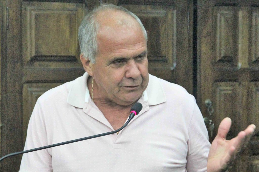 Argeu indica implantação do programa “Calçada Solidária”