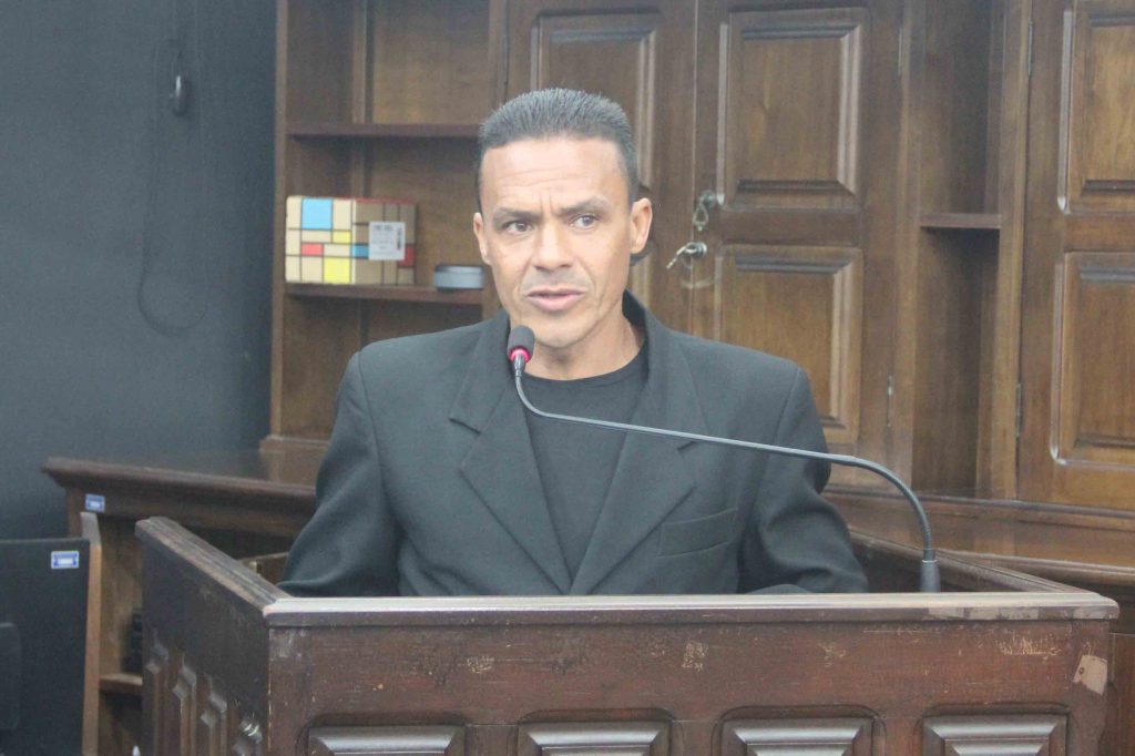 Ninja reivindica sede para unidade dos bombeiros
