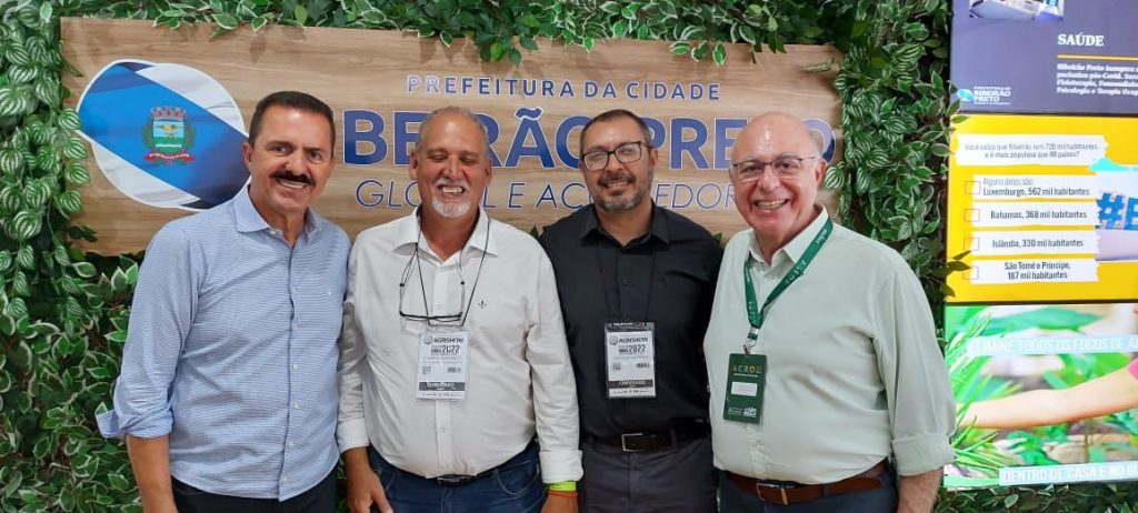 Comitiva descalvadense esteve presente na Agrishow 2022