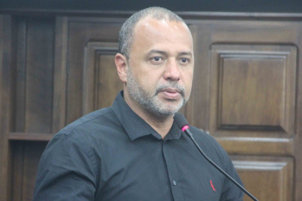 Vaguinho defende atendimento a mulheres e crianças aos sábados nas USFs