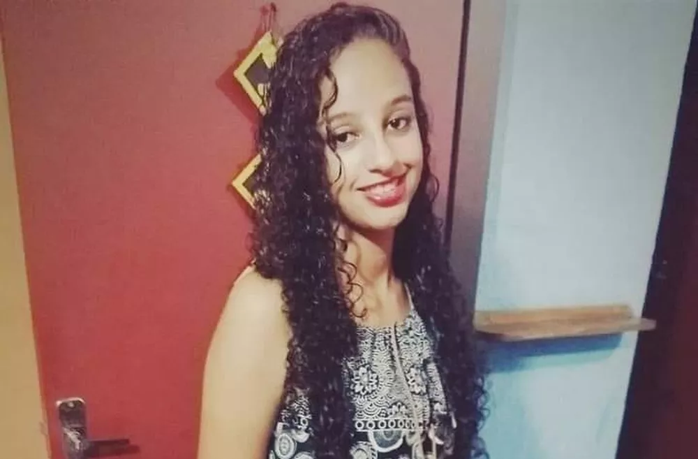 Suspeito de matar namorada a facadas em Pirassununga se entrega à Polícia Civil￼