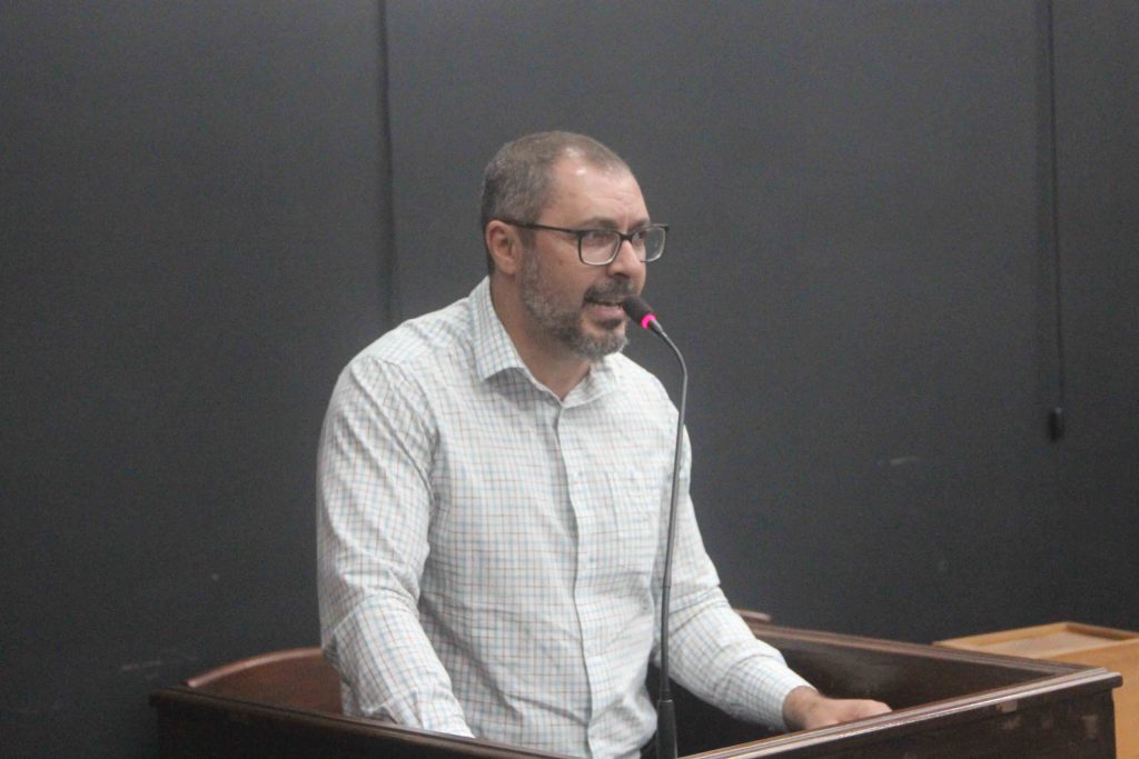 Figueiredo solicita instalação de pontos para descarte de vidros