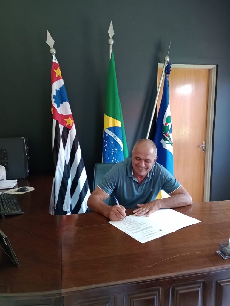 Argeu Reschini assume Presidência da Câmara Municipal