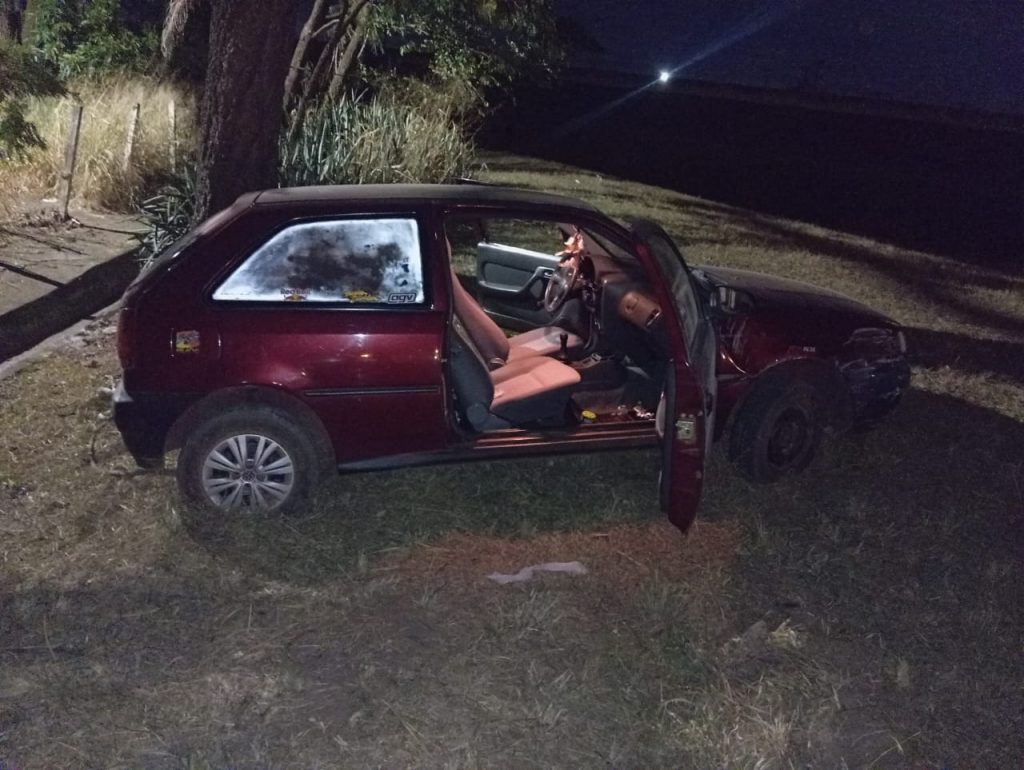 Crack, Gol e Corrida no Canteiro: Noite Agitada em Porto Ferreira Termina em Flagrante Cinematográfico