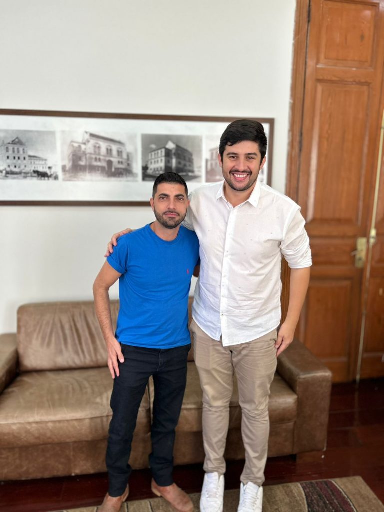 Jhow do Espetinho e Bruno Zancheta se unem pela duplicação da SP 215